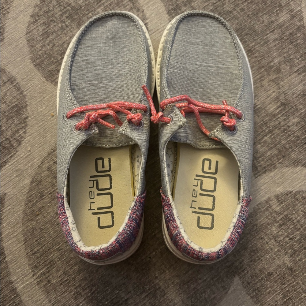 Hey Dude Kids Moccasins - Light Gray with Pink Laces